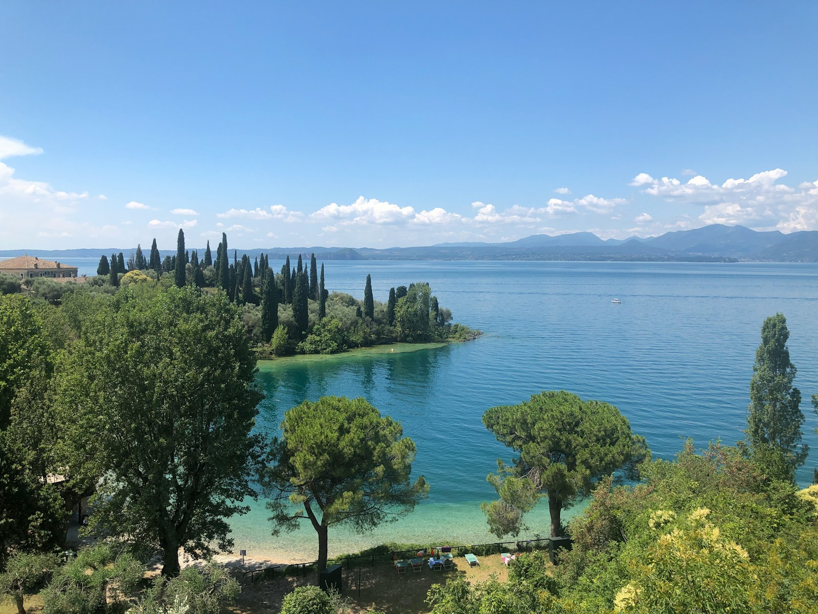 Familienurlaub am Gardasee: Erholung, Luxus und Abenteuer für die ganze Familie